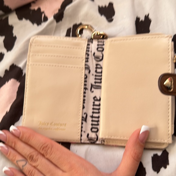 Brand new juicy couture wallet - Picture 2 of 5